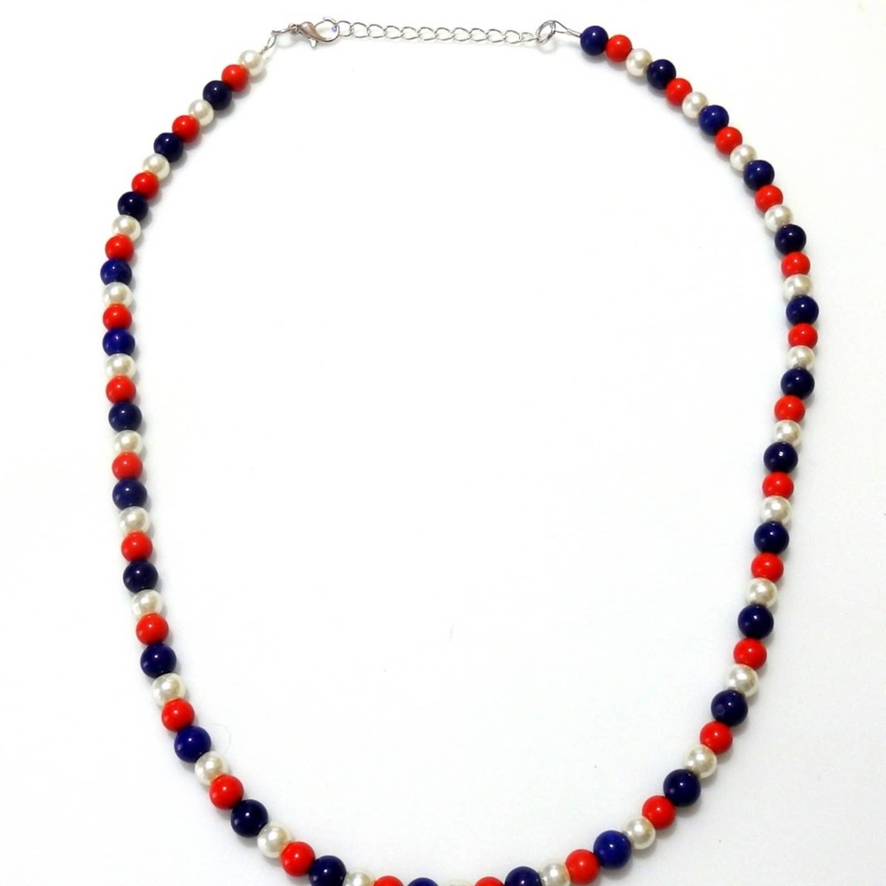 Patriotic red white and blue beaded necklace 1588